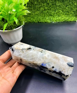 Tour de pierre de lune arc-en-ciel, pointe de cristal arc-en-ciel Obelisk naturel blanc bleu minéral guérison Chakra Quartz Reiki pierre Flashy - Product Image 4