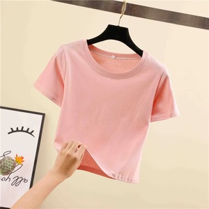 Camiseta recortada para bebé para mujer para el verano 2025 Retro estampado gráfico Algodón elástico suave Y2K ropa de calle estética - Product Image 2