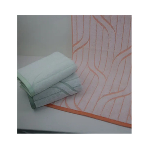 Serviette à main douce tissée Jacquard 100% coton à séchage rapide avec motif de couleur unie - Product Image 1