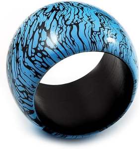 Pulsera de Madera Hipoalergénica Hecha a Mano, Apilable, Elegante y Distintiva, Estilo Bohemio, Decorada con Latón - Product Image 5