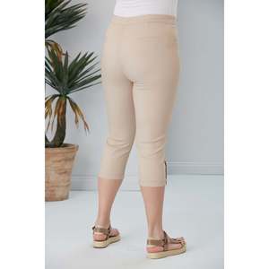 Pantalon capri grande taille avec détail boutonné à l'ourlet - Product Image 4