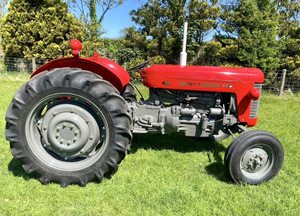 Tracteur à roues Massey Ferguson MF65 4WD d'occasion 65cv-90cv-120cv Massey Ferguson - Product Image 4