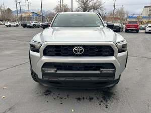 Meilleur prix 2026 pour 4Runner tout-terrain premium 4x4 automatique Euro VI intérieur foncé caméra arrière nouveau SUV - Product Image 5