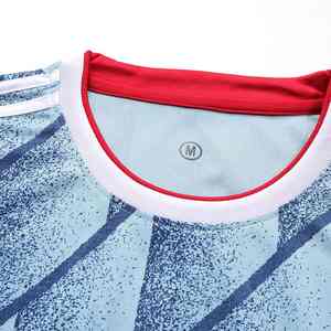 Ropa deportiva transpirable personalizada para hombre, camiseta de fútbol, conjuntos de uniformes de fútbol, Conjunto de camiseta de fútbol, kits sublimados personalizados para equipo - Product Image 2