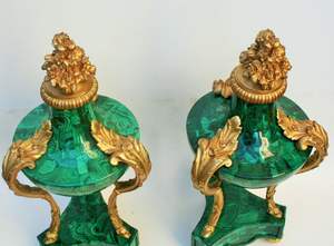 Table basse en malachite avec pierres précieuses naturelles écologiques en laiton Décoration intérieure Design moderne - Product Image 6