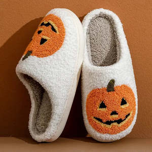 Adorables Pantuflas de Halloween con Diseño de Calabaza, Punta Cerrada, Suaves, Accesorio para Disfraz de Halloween - Product Image 4
