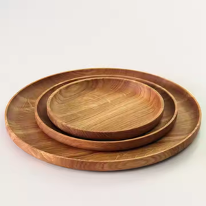 Ensemble de vaisselle en bois au design classique chic, assiettes de fête écologiques par Crescent Crafts - Product Image 5