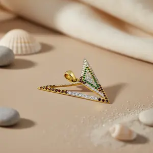 สร้อยคอจี้รูปสามเหลี่ยมเรขาคณิตสวยงาม ประดับด้วยควอตซ์และจี้ทองเหลืองสไตล์โบฮีเมียน - Product Image 3