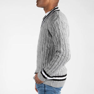 Cardigan en molleton neutre personnalisé pour fraternité, col en V, pull d'hiver pour homme, chenille brodée, lettres grecques, boutons sur le devant - Product Image 3
