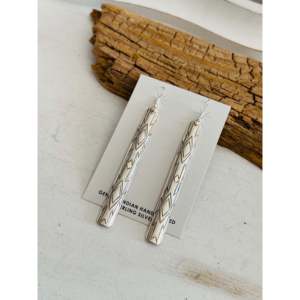 Boucles d'oreilles pendantes Navajo faites à la main en argent sterling, motif géométrique doré, tendance, or blanc, multi-pierres (perle, diamant, rubis) pour fêtes - Product Image 3