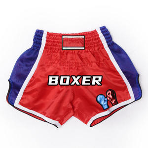 Shorts de Muay Thai pour hommes de haute qualité, respirants, légers, à séchage rapide, avec logo personnalisé - Product Image 2