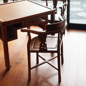 Chaise de salle à manger triangulaire en teck chinoise de style ancien - Meuble durable pour la maison, idéal pour les restaurants, les salles à manger et les salles d'étude - Product Image 1