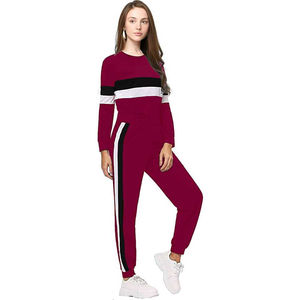 Conjuntos Deportivos Casuales de Invierno para Mujer, Manga Larga, Transpirables, de Forro Polar, con Logotipo Deportivo, Hechos en Pakistán - Product Image 1