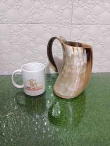 Paquete Jumbo de la mejor calidad, taza de cuerno vikingo con técnica tallada, incluye cuchara de bandeja de cuerno para disfrutar de bebidas artesanales naturales - Product Image 2