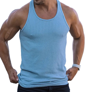 Camiseta sin mangas para hombre de estilo moderno y energético, diseñada para una comodidad natural con una apariencia refinada y una presencia diaria elegante. - Product Image 5