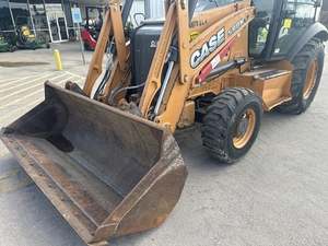 Cargadora de Ruedas Usada de 580L, Retroexcavadora, Minicargadora, Cargadora de Troncos, Carga Nominal de 15 Toneladas, Motor Perkins, 90% Nueva, en Venta - Product Image 2