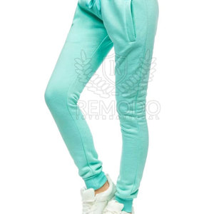 Stretchable Winter Solid <b>Polyester</b> <b>Tracksuit</b> for Women High Performance Activewear 2-Piece Long Set for Outdoor Activities - Product Image 3