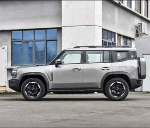 Nouvel arrivage : Jetour Traveler C DM Hybride d'occasion, SUV PHEV cinq places, 129 km d'autonomie, prêt à être expédié dans le monde entier - Product Image 4