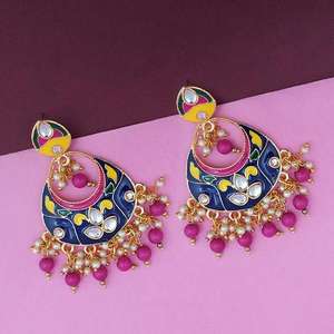 Kriaa Pendientes Colgantes Finos Multicolor Meenakari Kundan Chapado en Oro Modelo 1314205F - Product Image 1