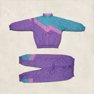 Conjunto de Sudadera con Capucha y Cremallera Cortavientos de Invierno Personalizado, Pantalón de Chándal Ligero de Poliéster, Conjunto de Pantalones Acampanados para Correr - Product Image 2