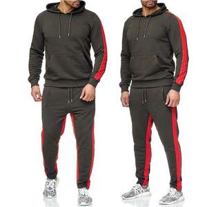 Vêtements de sport de plein air personnalisés, ensemble de survêtements d'entraînement et de jogging, ensemble de survêtement 100% polyester pour adultes, vente en gros d'automne - Product Image 1