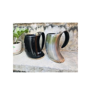 Fabricant professionnel de table de tasse de corne à boire Viking naturel ont été utilisés produit solide de tasse de corne de taille personnalisée de finition - Product Image 1