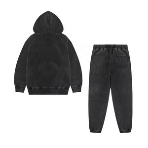 Nueva colección de ropa casual: Conjunto de dos piezas con sudadera oversize y pantalones jogger con efecto acid wash para comodidad diaria. - Product Image 2