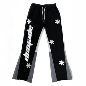 Automne hiver mode Streetwear hommes survêtement Flare pantalons de survêtement personnalisé en détresse Patch jambe large empilé pantalon blanc hommes pantalons de survêtement - Product Image 1
