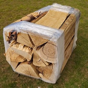 Natural Firewood <b>Logs</b> Split Wood. - Product Image 6
