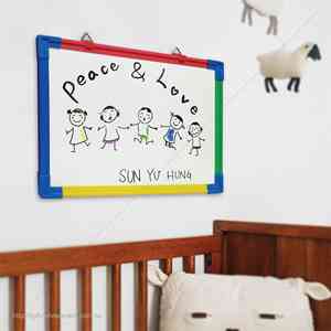 Mini tableau blanc coloré avec cadre en plastique et plateau mobile Tableau blanc magnétique Genre de produit - Product Image 6