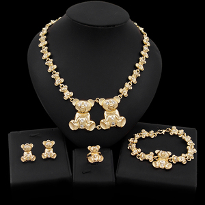 Zhuerrui-osito <span class=keywords><strong>de</strong></span> peluche grande chapado en oro <span class=keywords><strong>de</strong></span> Dubái, conjunto <span class=keywords><strong>de</strong></span> joyería I Love You, Diamante americano, Hug y Kiss Xoxo X0045, gran oferta - Product Image 2