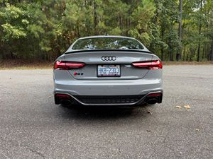 2023 Audi RS5 Sportback Nardo GRAY 444-HP TWIN-Turbo V6 5,000 km เบาะหนังแบบไม่ดัดแปลงแบบพาโนรามาซันรูฟเชื้อเพลิง