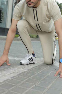 2023 último logotipo personalizado hombres trajes Slim Fit venta al por mayor chándal Jogging trajes ropa deportiva correr gimnasio poliéster chándales conjuntos - Product Image 4