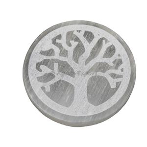 Arbre de vie gravé sélénite plaque de charge outils de guérison sélénite - Product Image 1