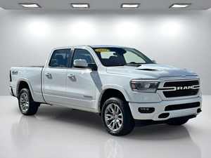 Limpio de segunda mano 2022 Ra-m 1500 - Product Image 2