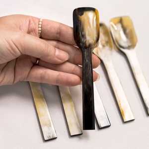 เครื่องใช้บนโต๊ะอาหารทำจากเขาควายธรรมชาติช้อนตกแต่งในครัวช้อนและส้อมหัตถกรรมซามิ - Product Image 1