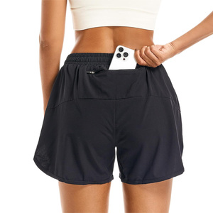 Short de gym pour femme 2 en 1 tenue d'été respirante vêtements d'entraînement de course avec impression personnalisée du logo OEM et vêtements de marque privée - Product Image 2