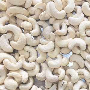Trusted Factory <b>Nuts</b> WW180, WW240, WW320 SANTIGO Cashew Indian Cashew <b>Nuts</b> Cashew <b>Nuts</b> W320 Customized Packing - Product Image 1