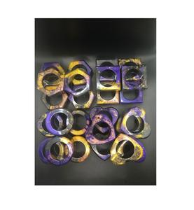 Ronds de serviette exclusifs en résine fabriqués à la main pour un dîner haut de gamme avec des détails inspirés du luxe et une finition de qualité supérieure - Product Image 3