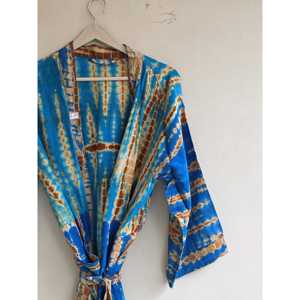 Kimono de Seda Crepé Hecho a Mano con Teñido Anudado, Túnica de Playa Vintage, Estilo Bohemio, Regalo - Product Image 1
