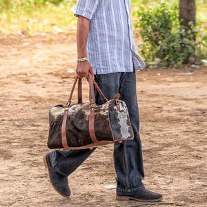 กระเป๋าเดินทางหนังวัวแท้ขายดี 100% คุณภาพสูงสุด แฟชั่นลำลอง กระเป๋าเดินทางหนังวัวแท้ - Product Image 6