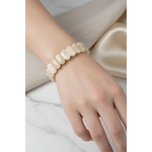 Bracelet en pierre naturelle de pierre de lune à coupe large - Product Image 6