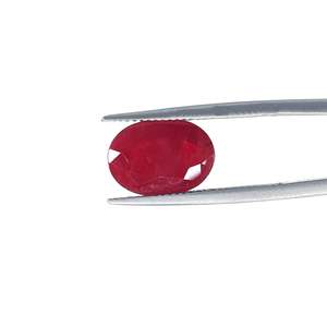Rubis naturel non traité 5,43 carats, luxe, rouge intense, taille ovale marquise, traité thermiquement pour accessoires de haute joaillerie, certifié GIA - Product Image 4