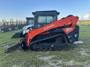 Chargeurs sur pneus diesel Kubota SVL 95-2 d'occasion avec faible consommation de carburant et garantie d'un an à vendre - Product Image 4