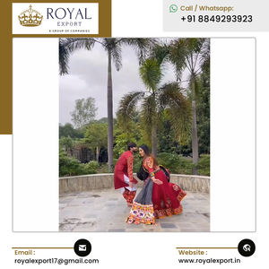 Exportador indio de la mejor calidad que presenta nuevo Lehenga Choli de seda de mantequilla pesada con trabajo de espejo real para compradores a granel - Product Image 2