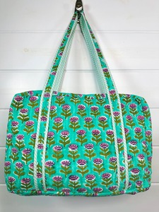 Bolsa de Deporte Casual de Lujo Acolchada |   Bolsa de Viaje de Gran Capacidad y Duradera para Fin de Semana o Viajes Cortos con Cierre |   Verde mar - Product Image 3