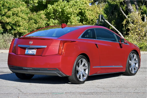 Vehículo Usado a Precio Accesible - Volante a la Izquierda |   Volante a la derecha |   CADILLAC ELR 2014 de un solo propietario - Product Image 3