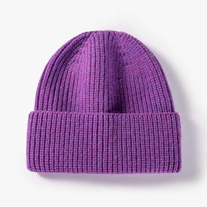Bonnets, Chapeaux de bonnets personnalisés, Chapeaux de bonnets de petite quantité, Casquettes tricotées personnalisées, Casquettes de bonnets personnalisées avec logo tissé brodé - Product Image 4