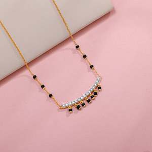 Elegante Collar Mangalsutra de Oro con Diamantes Cultivados en Laboratorio para Mujer, para Bodas, Fiestas, Compromisos y Regalos, Moderno - Product Image 1