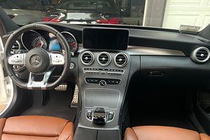 Mercedes-AMG C43 Sedán 2019 Usado, 28000 Millas, 385 HP, Motor V6 Biturbo, Tracción en las Cuatro Ruedas, Sistema de Escape AMG Performance - Product Image 4